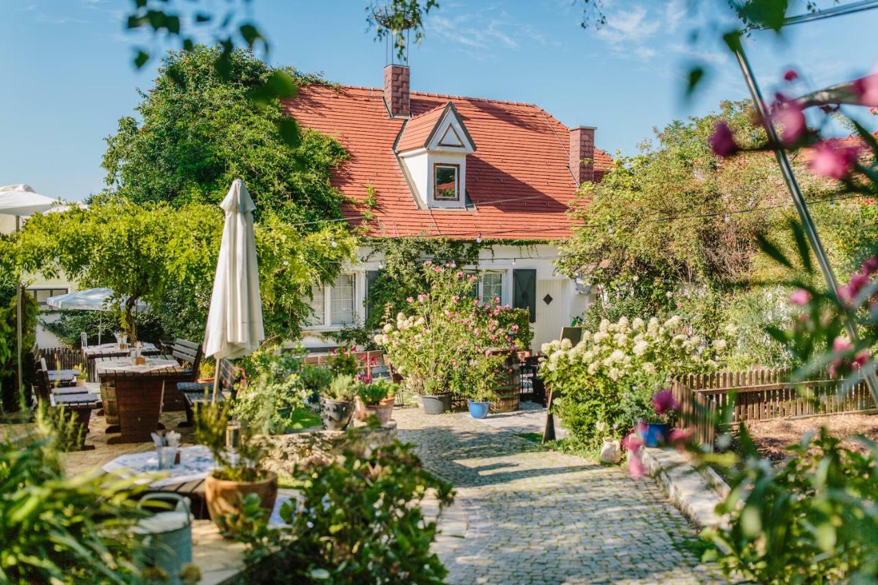 Oleander Romantik Zimmer Trausdorf an der Wulka Exterior foto
